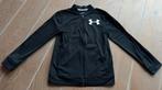 Zwart trainingsvest van Under Armour mt YMD, Ophalen of Verzenden, Zo goed als nieuw, Jongen, Jas