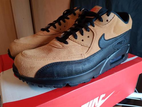 Nike air max 90 brown suède zwart asia exclusive us 12 eu 46, Kleding | Heren, Schoenen, Nieuw, Sneakers of Gympen, Ophalen