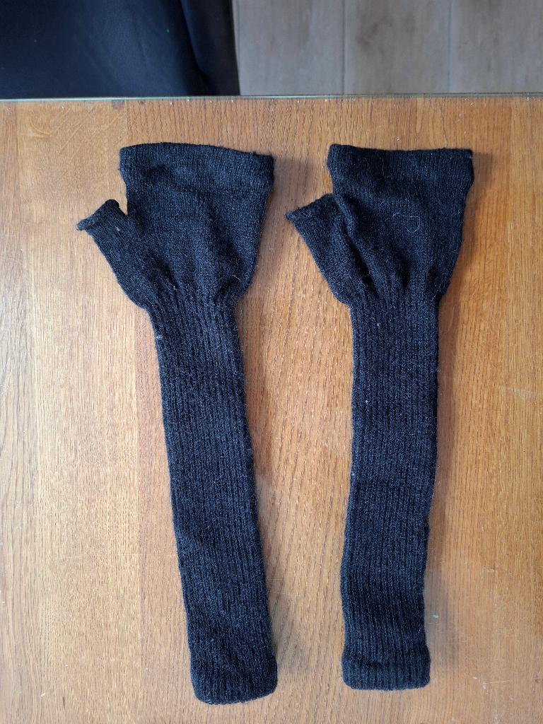 Handschoenen, armwarmers, vingerloos, Bijenkorf, Overige maten, Ophalen of Verzenden, Zo goed als nieuw