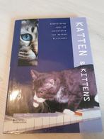 Katten en Kittens - Handleiding Verzorging - Joan Moore, Ophalen of Verzenden