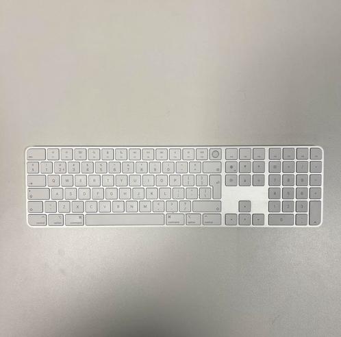 Apple Magic Keyboard met Touch ID & Nummeriek, Computers en Software, Toetsenborden, Zo goed als nieuw, Qwerty, Draadloos, Ophalen of Verzenden