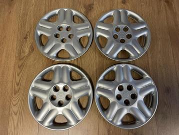 Originele wieldoppen Toyota 15 inch beschikbaar voor biedingen