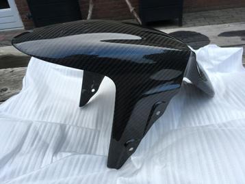 Nieuwe carbon onderdelen Triumph Speed Triple 2011-2016 beschikbaar voor biedingen