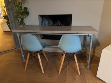 Kinderbureau steigerhout beschikbaar voor biedingen