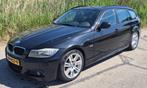 BMW 3-Serie 2.0 I 318 Touring AUT 2011 Zwart | M pakket, Automaat, Euro 5, Zwart, 4 cilinders