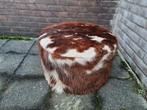 Koeienhuid poef hocker voetenbank zitkruk zeer mooie staat , Ophalen, Overige materialen, Minder dan 50 cm, Vintage retro interieur design