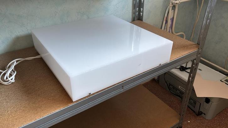 Lichtbak voor kaarten maken, Hobby en Vrije tijd, Kaarten | Zelf maken, Gebruikt, Ophalen