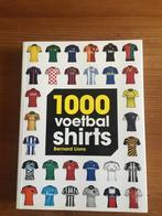 voetbalboek - 1000 voetbalshirts, Boeken, Sportboeken, Balsport, Ophalen of Verzenden, Zo goed als nieuw