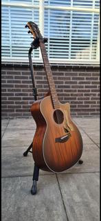 Taylor 324Ce V-class, Muziek en Instrumenten, Snaarinstrumenten | Gitaren | Akoestisch, Ophalen, Zo goed als nieuw, Western- of Steelstringgitaar