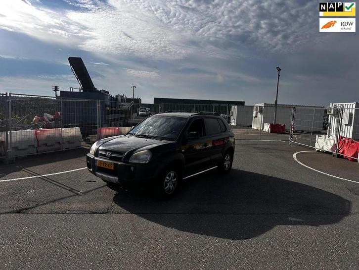 Hyundai Tucson 2.0i Dynamic Cross Airco.Airco, Auto's, Hyundai, Bedrijf, Te koop, Tucson, ABS, Airbags, Airconditioning, Centrale vergrendeling