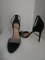 Guess pumps, Ophalen of Verzenden, Zo goed als nieuw