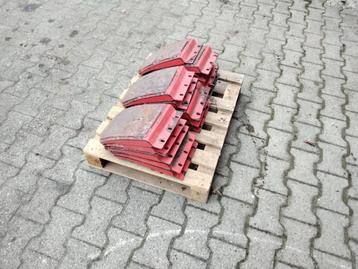 Slijt voeten Pöttinger Nova Cat beschikbaar voor biedingen