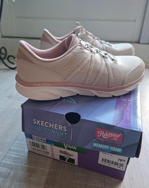 Sneakers SKECHERS D'luxe comfort - als nieuw, Kleding | Dames, Schoenen, Zo goed als nieuw, Sneakers of Gympen, Beige, Ophalen of Verzenden