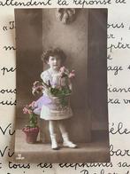 1915 Meisje in paarse jurk (NN), Ophalen of Verzenden, Voor 1920, Gelopen, Kinderen