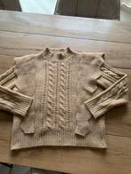 Warme trui - mer: In  April 1986 1 maat 7,50 euro, Ophalen of Verzenden, Gedragen, Beige