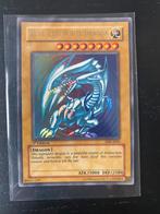 Blue-Eyes White Dragon 1st edition SDK-E001, Hobby en Vrije tijd, Verzamelkaartspellen | Yu-gi-Oh!, Ophalen of Verzenden, Zo goed als nieuw