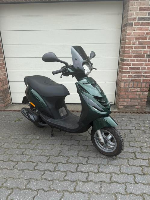 Zip 70cc 2t MET VEEL ONDERDELEN!, Fietsen en Brommers, Scooters | Piaggio, Zo goed als nieuw, Zip, Maximaal 45 km/u, Tweetakt