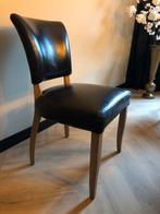 Elegante zwarte lederen stoel, Ophalen, Gebruikt, Zwart, Vijf, Zes of meer stoelen