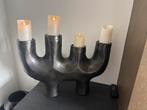 Industriële 4 poten kandelaar, Huis en Inrichting, Woonaccessoires | Kandelaars en Kaarsen, 50 tot 75 cm, Zwart, Ophalen of Verzenden