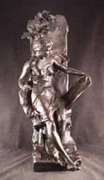 Groot antiek bronzen sculptuur, Ophalen