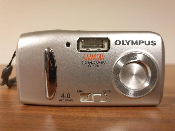 OLYMPUS C-170 ZILVER / 4 MEGAPIXEL / 1 X OPT. ZOOM (2005)., Audio, Tv en Foto, Fotocamera's Digitaal, Zo goed als nieuw, Compact