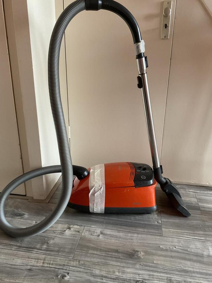 Miele S512 Stofzuiger - Super Air Clean, Witgoed en Apparatuur, Stofzuigers, Gebruikt, Stofzuiger, Minder dan 1200 watt, Stofzak