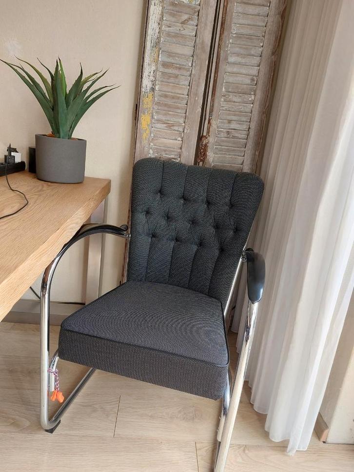 in nieuwstaat, Prachtige Gispen 412 GE fauteuil Kvadrat stof, Huis en Inrichting, Fauteuils, Zo goed als nieuw, Stof, 50 tot 75 cm