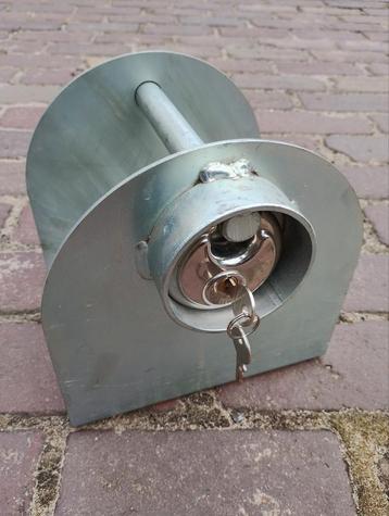 Nieuw universeel anti diefstal slot wielklem beschikbaar voor biedingen