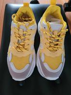 Sneakers vrolijk geel, Kleding | Dames, Ophalen of Verzenden, Zo goed als nieuw, Geel, Sneakers of Gympen