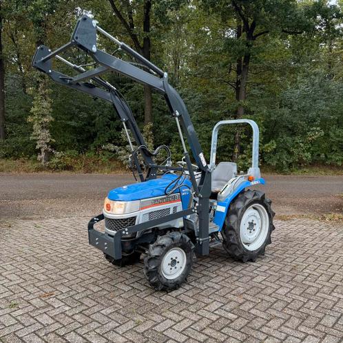Iseki Sial 18S - stuurbekrachtiging/voorlader, Zakelijke goederen, Agrarisch | Tractoren, tot 2500, Overige merken, tot 80 Pk
