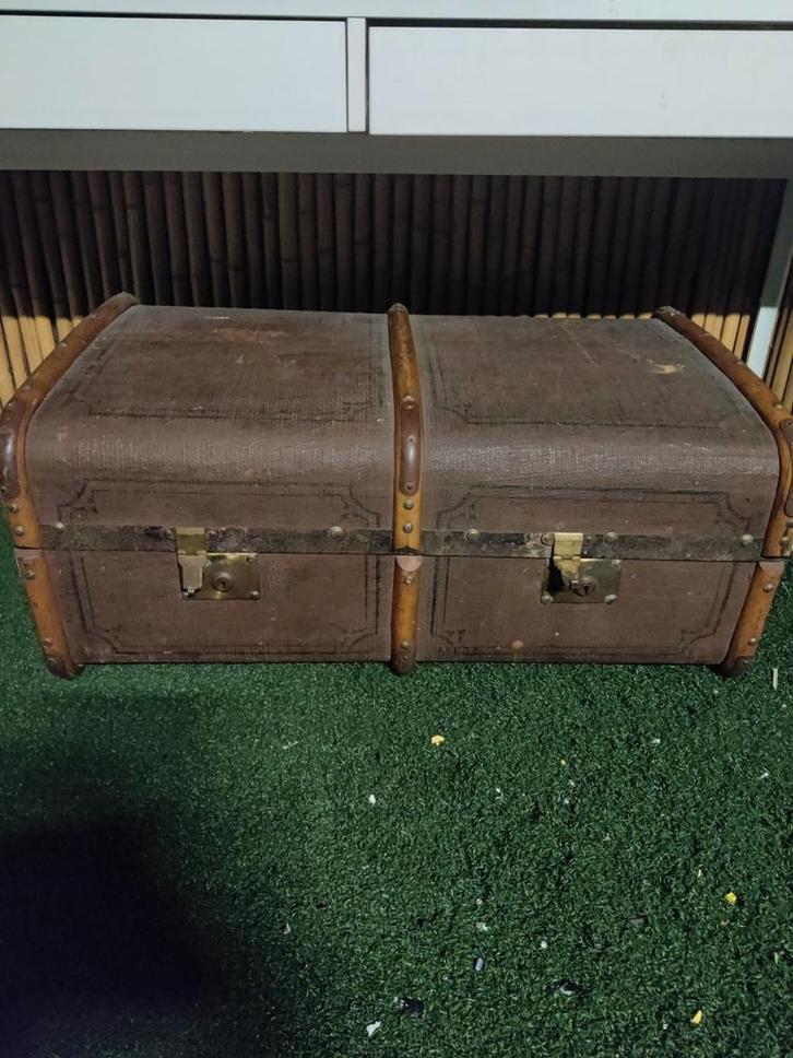 Oude Scheepskoffer / Reiskoffer anno 1914, Antiek en Kunst, Antiek | Overige Antiek, Ophalen