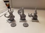 Warhammer chaos dwarfs  2 axemen 1 commander, Hobby en Vrije tijd, Wargaming, Ophalen of Verzenden, Warhammer, Figuurtje(s)