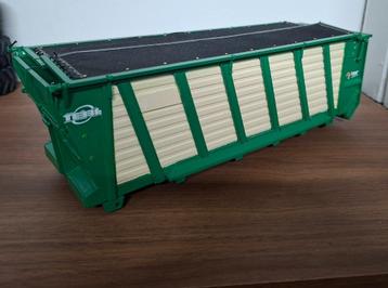 tebbe silagebak met afdeknetten beschikbaar voor biedingen