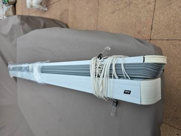 luxaflex  br.1500mmxh.1475mm kleur wit beschikbaar voor biedingen