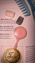 Barbie en Ken zeep, scheerapparaat en spiegel jaren 60, Ophalen of Verzenden, Zo goed als nieuw