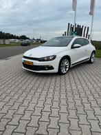 Volkswagen Scirocco 1.4 TSI 118KW 2009 Wit Pano, Auto's, Voorwielaandrijving, 15 km/l, 4 cilinders, Wit