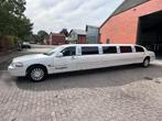 Prachtige Witte Stretch Limousine, Auto's, Lincoln, Automaat, Beige, Town Car, 109 €/maand