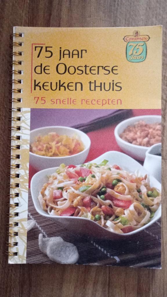 Kookboek 75 jaar de Oosterse keuken thuis, conimex, Boeken, Kookboeken, Nieuw, Hoofdgerechten, Azië en Oosters, Gezond koken, Ophalen