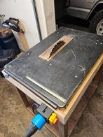 Mooie zaagtafel, nieuwe schakelaars en onderwerk., Doe-het-zelf en Verbouw, Gereedschap | Zaagmachines, Cirkelzaag, 70 mm of meer