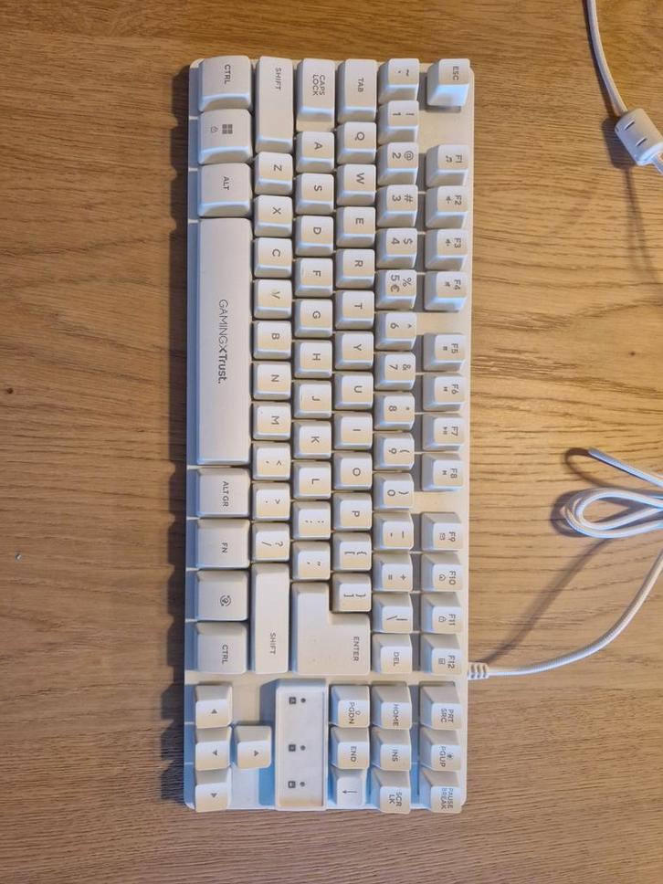 Trust GXT 833W THADO, Computers en Software, Toetsenborden, Zo goed als nieuw, Qwerty, Ophalen