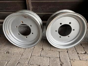 Tractor velgen. beschikbaar voor biedingen