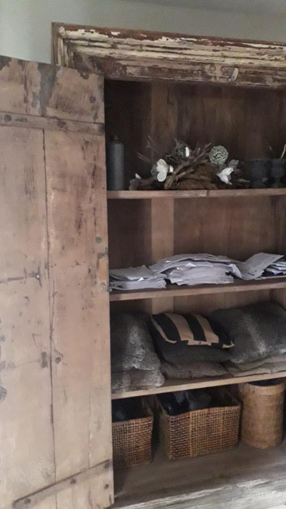 unieke kast / oud reclaimed teak Hoffz Aura style, Huis en Inrichting, Kasten | Buffetkasten, Zo goed als nieuw, 200 cm of meer