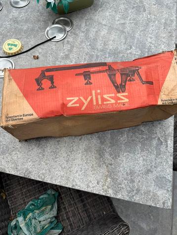 Zyliss bank schroef beschikbaar voor biedingen