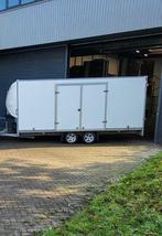 Gesloten aanhanger, Ophalen