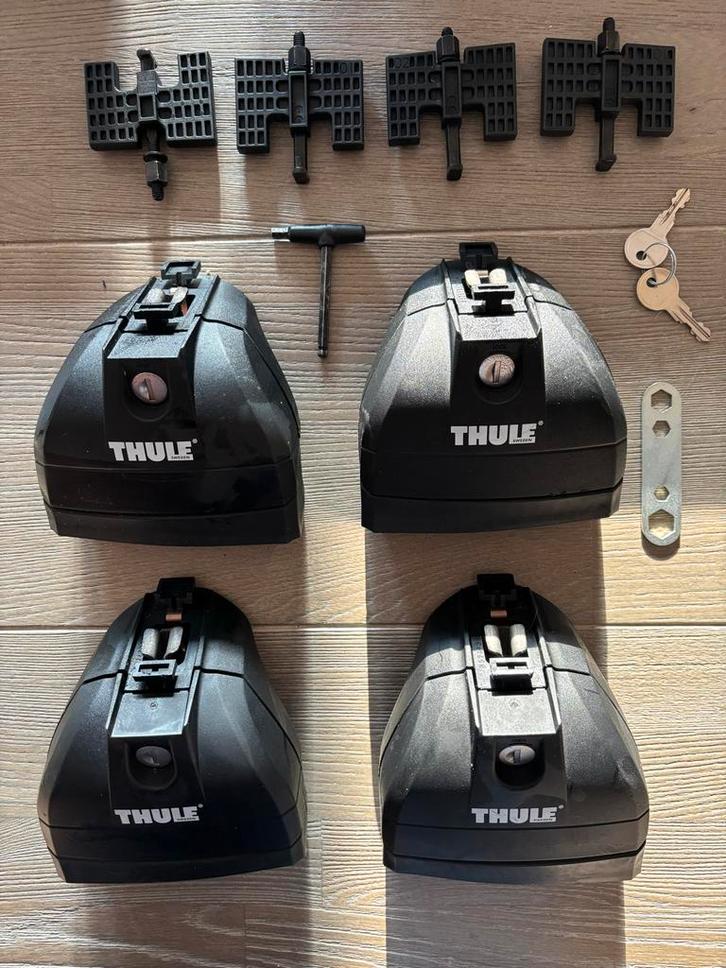 Thule Rapid System 753 + Kit 183173 Mercedes W177 W247 X118, Auto diversen, Dakdragers, Gebruikt, Ophalen of Verzenden