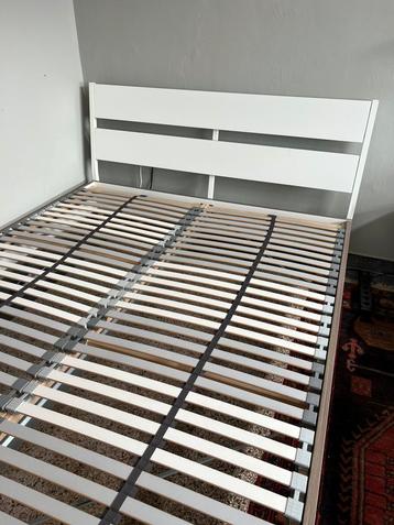 Ikea Trysil bedframe: 180x200