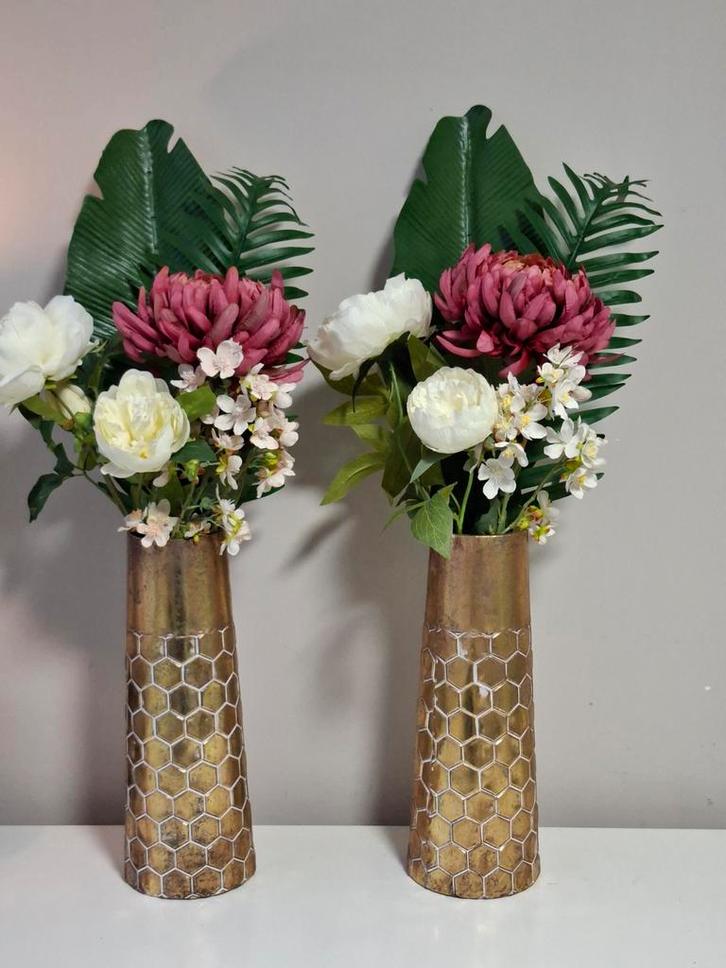 Set van 2 decoratieve vazen met bloemstukken, Huis en Inrichting, Woonaccessoires | Kunstplanten en Kunstbloemen, Zo goed als nieuw