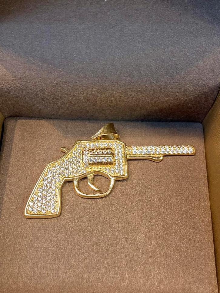 14k Gouden Revolver Kettinghanger, Sieraden, Tassen en Uiterlijk, Kettinghangers, Nieuw, Goud, Goud, Overige voorstellingen, Met edelsteen