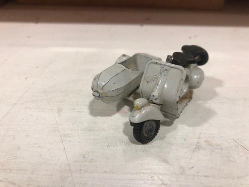 Oude Vespa zijspan scooter niet compleet, Antiek en Kunst, Antiek | Speelgoed, Ophalen of Verzenden