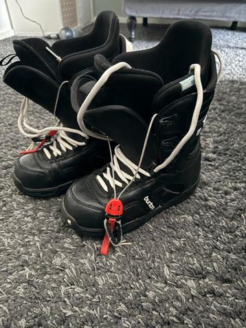 Burton snowboardschoenen dames maat 39 beschikbaar voor biedingen